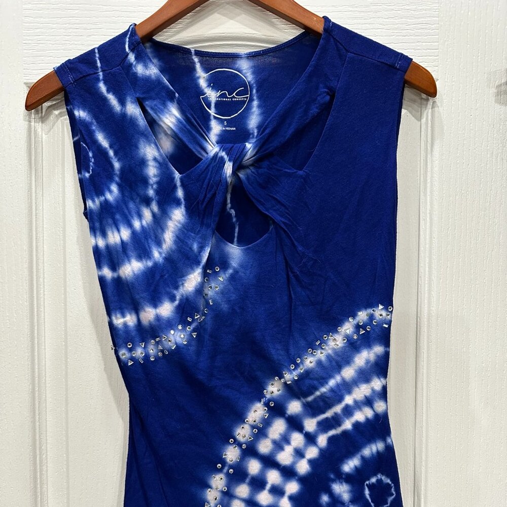 Blue & White tie-dye shirt
